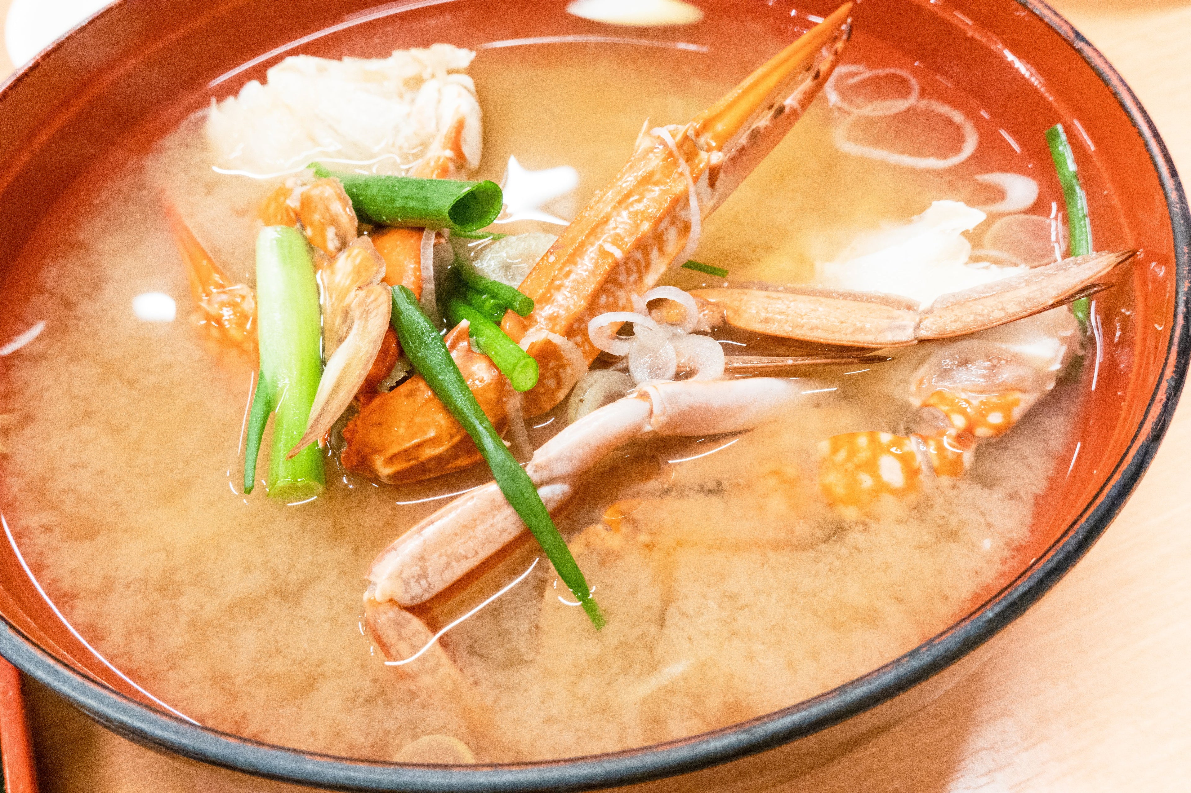 カニ汁（味噌汁）の作り方｜殻から出汁を取る本格レシピ